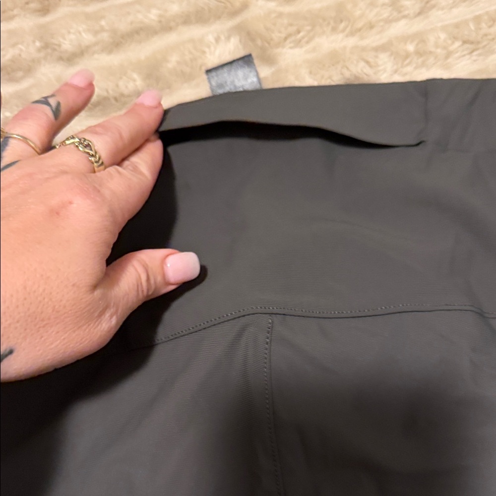 Kenneth Cole Men's Dark Gray Performance Joggers - Picture 4 of 6